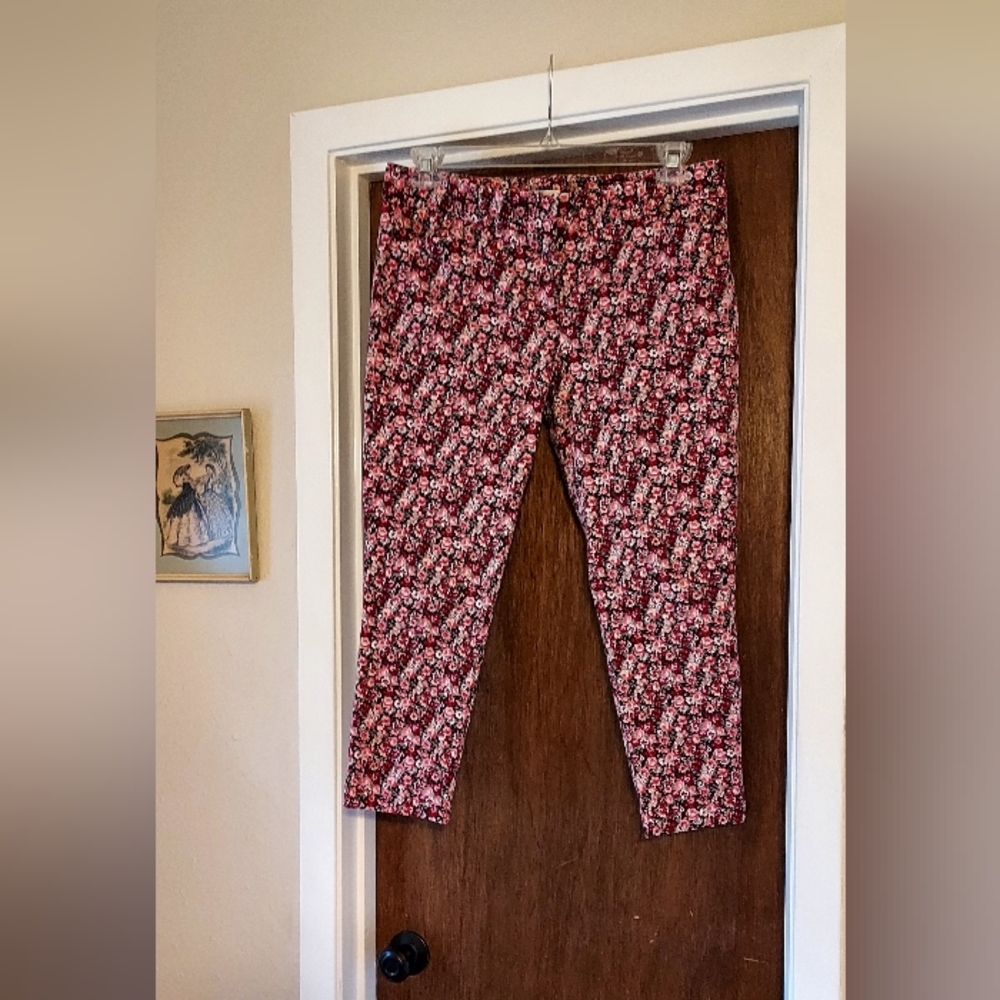 COPY - Pink Floral Capris